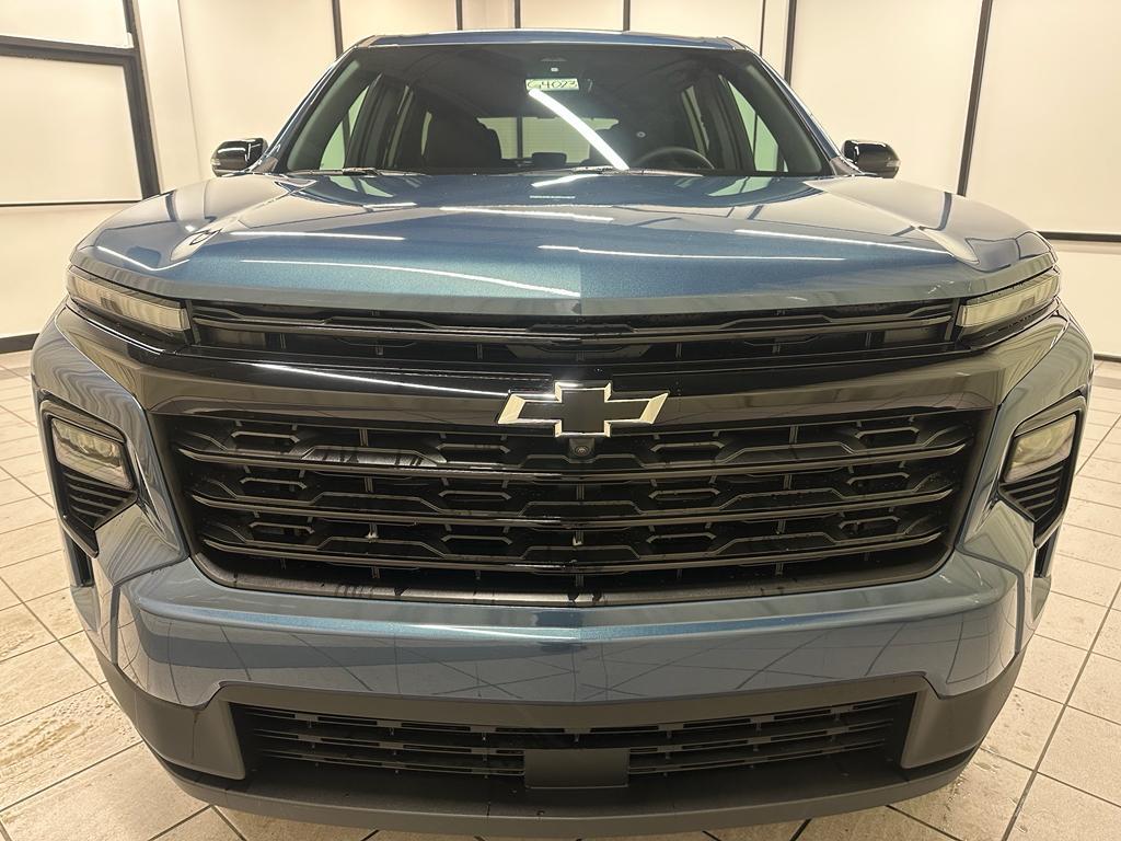 new 2026 Chevrolet Traverse car, priced at $45,317