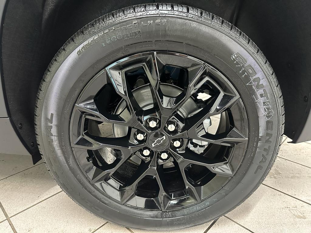 new 2026 Chevrolet Traverse car, priced at $45,317