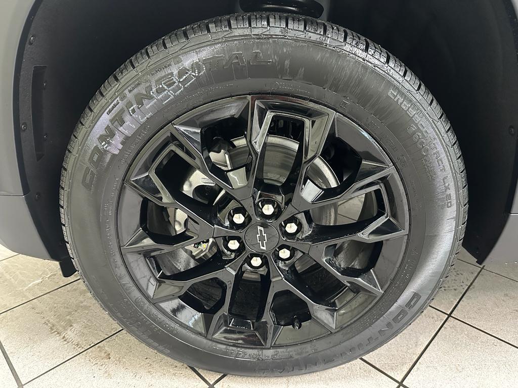 new 2026 Chevrolet Traverse car, priced at $45,317