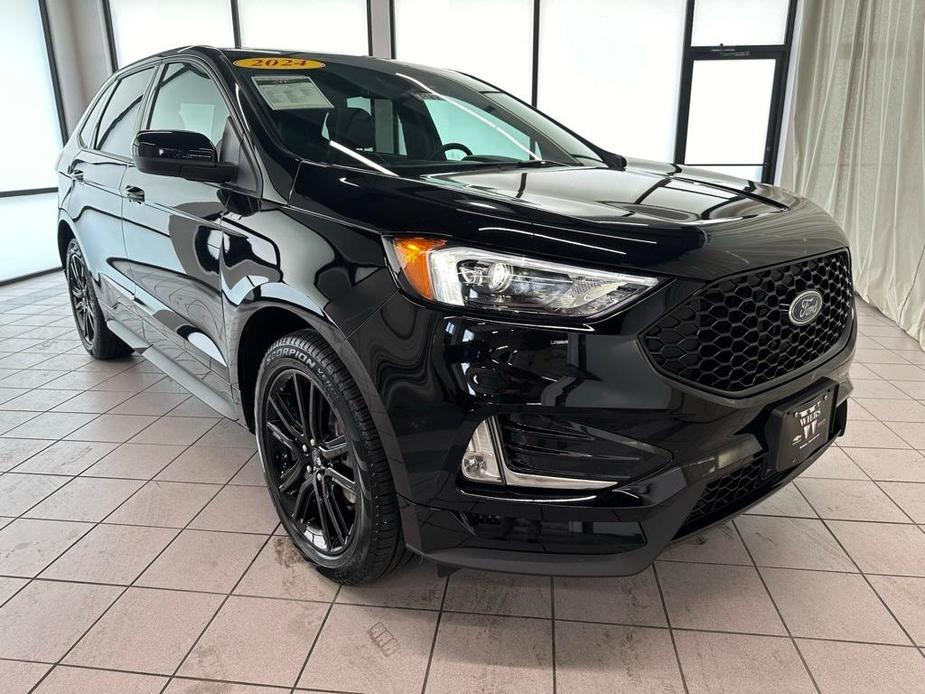 used 2024 Ford Edge car, priced at $34,987