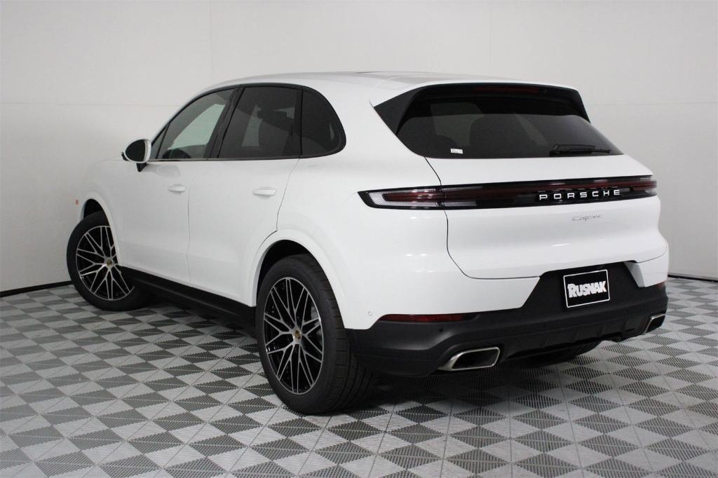 new 2025 Porsche Cayenne car, priced at $96,785
