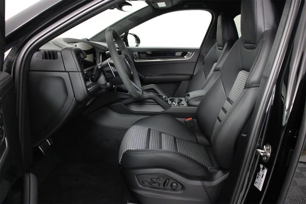 new 2025 Porsche Cayenne car, priced at $188,895