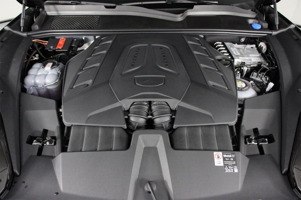 new 2025 Porsche Cayenne car, priced at $188,895