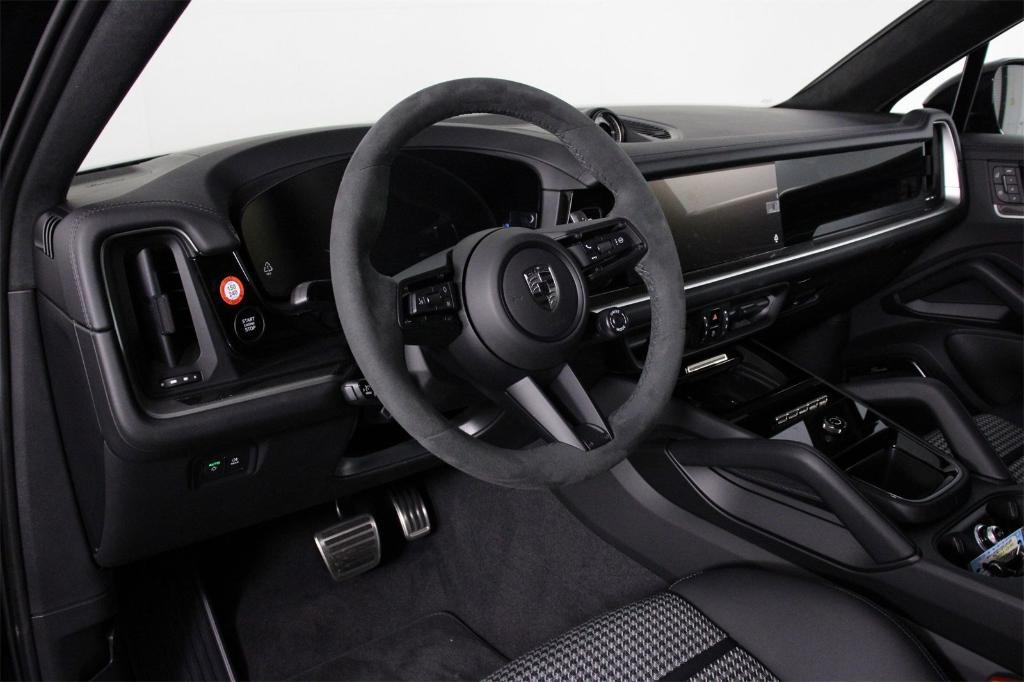 new 2025 Porsche Cayenne car, priced at $188,895