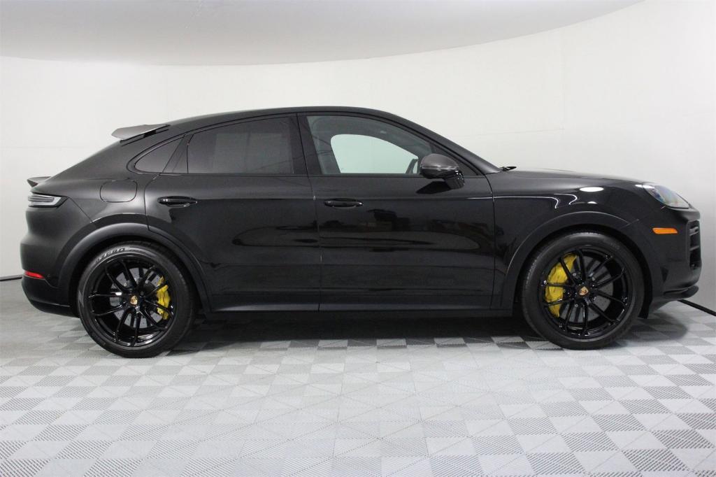 used 2025 Porsche Cayenne car, priced at $191,900