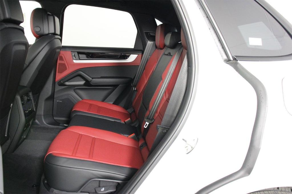 new 2026 Porsche Cayenne car, priced at $124,420