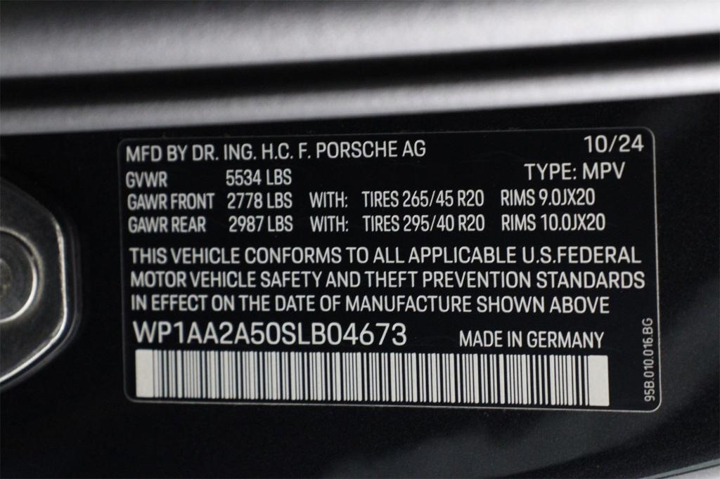 used 2025 Porsche Macan car, priced at $62,888