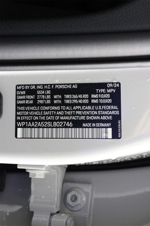 used 2025 Porsche Macan car, priced at $68,888
