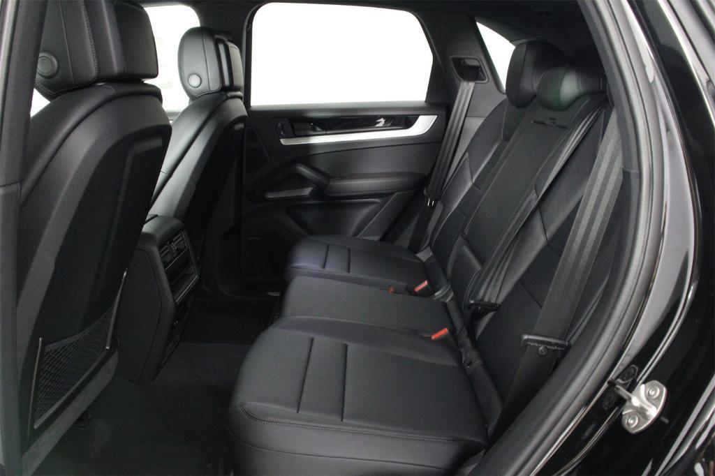 new 2025 Porsche Cayenne car, priced at $100,995