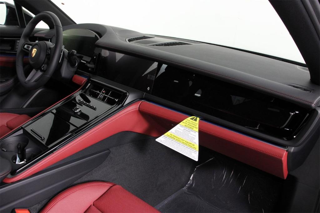 new 2026 Porsche Panamera car, priced at $133,800