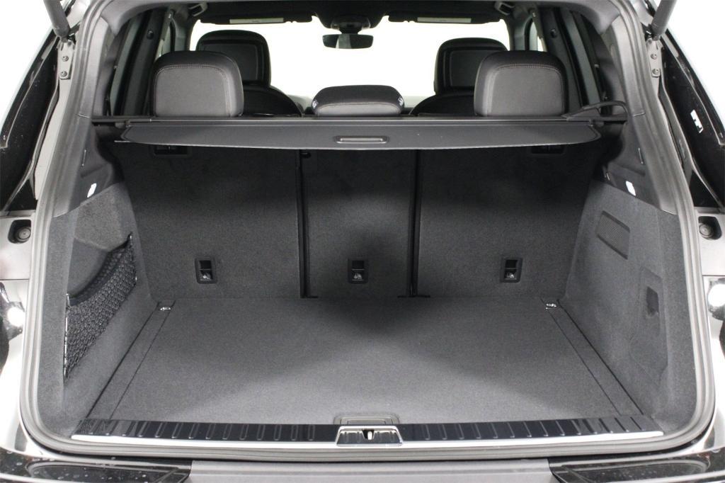new 2026 Porsche Cayenne car, priced at $100,890