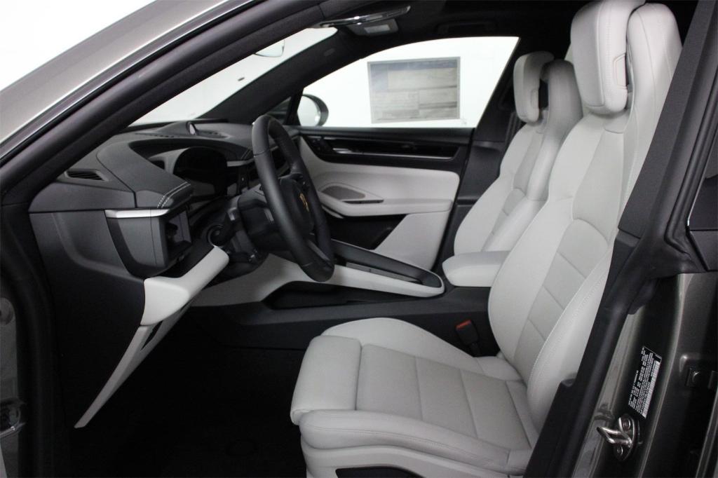 new 2025 Porsche Macan car, priced at $92,085