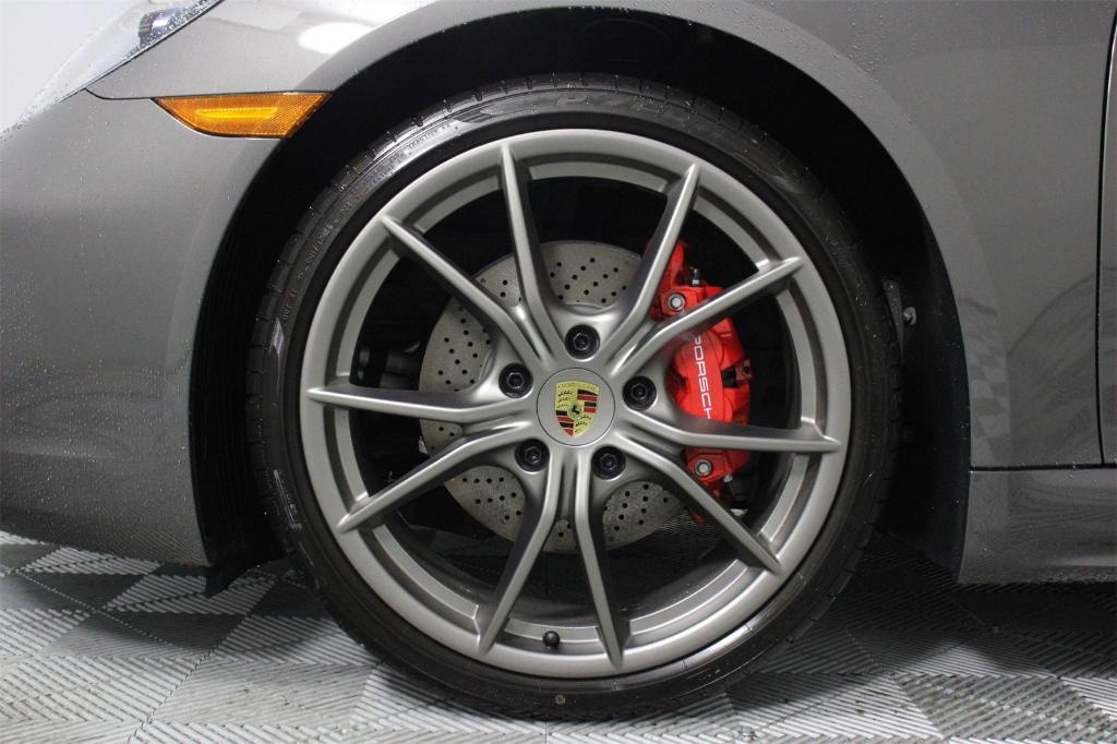 new 2025 Porsche 718 Cayman car, priced at $100,555