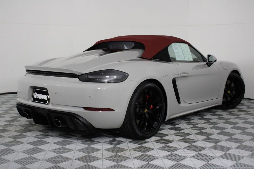 used 2022 Porsche 718 Spyder car, priced at $133,888