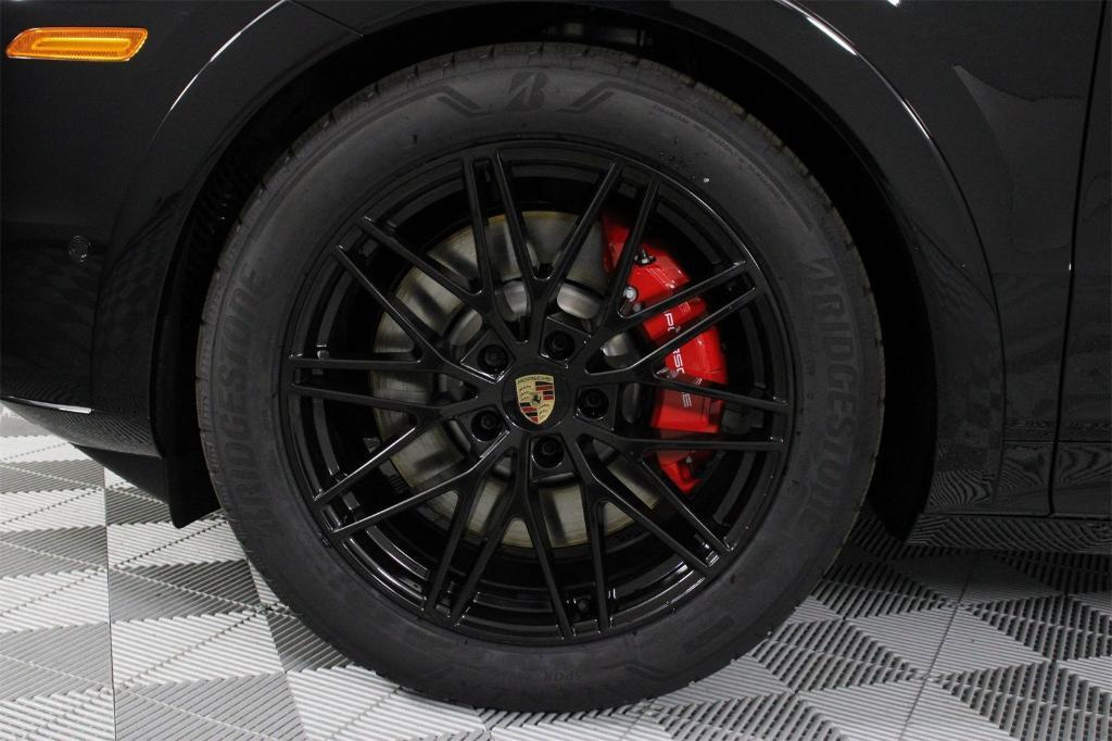 new 2025 Porsche Cayenne car, priced at $142,795
