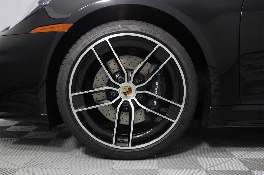 new 2026 Porsche 911 car, priced at $176,800