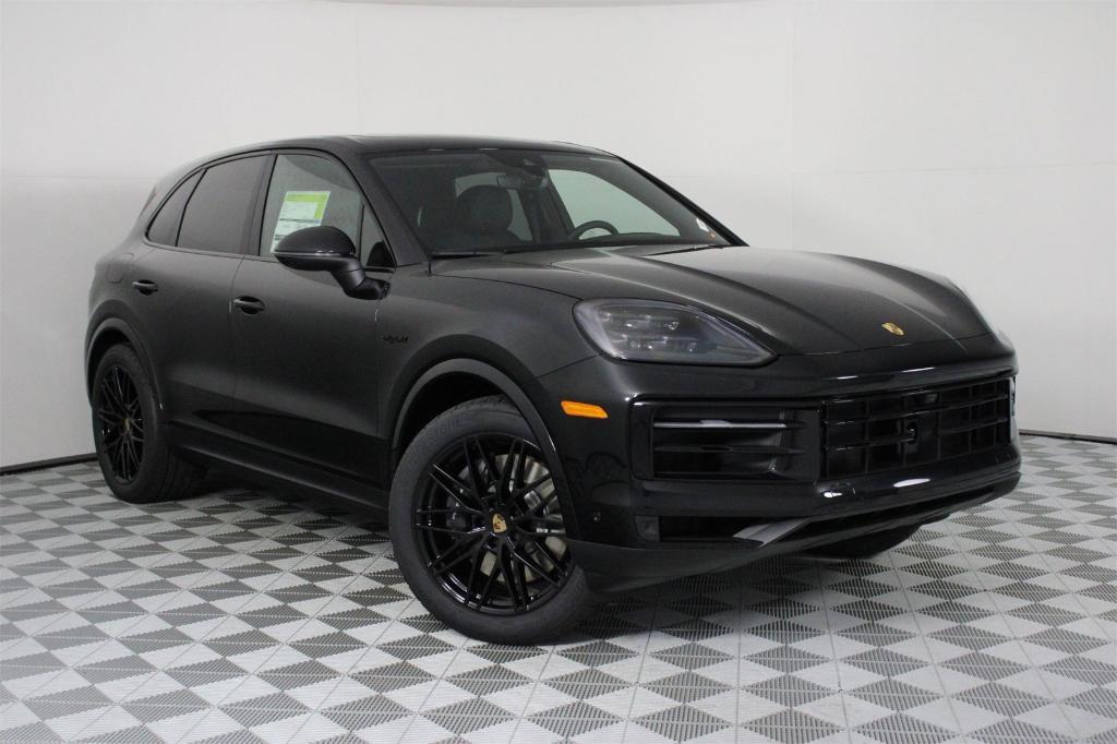 new 2025 Porsche Cayenne car, priced at $122,525