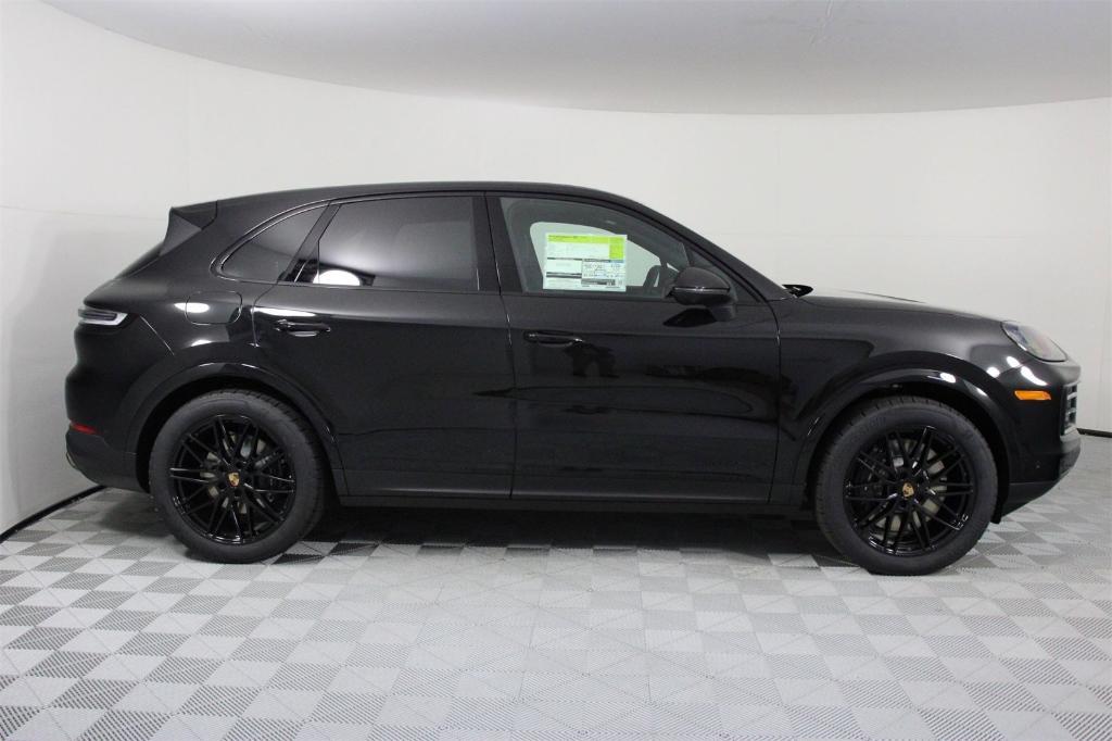 new 2025 Porsche Cayenne car, priced at $122,525