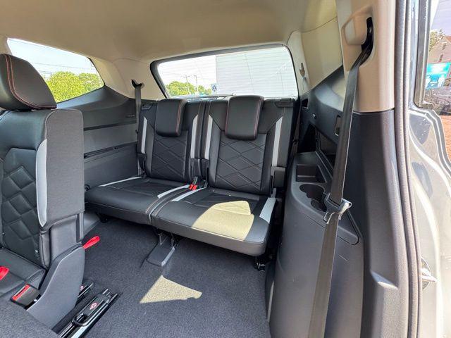 new 2025 Volkswagen Atlas car, priced at $45,572