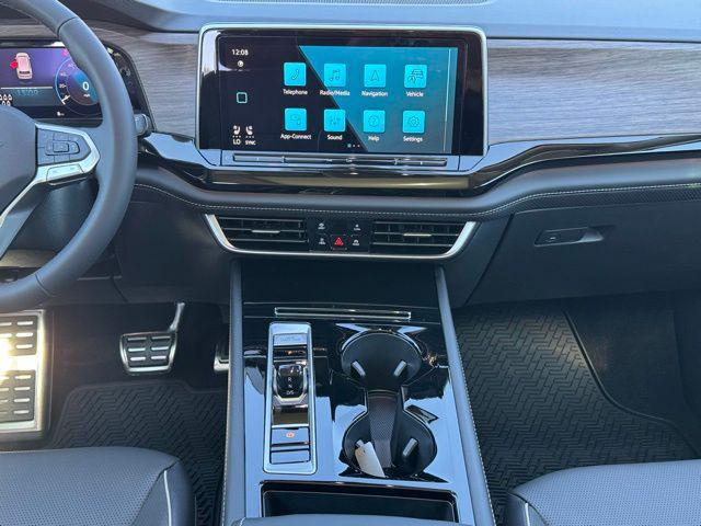 new 2026 Volkswagen Atlas car, priced at $57,878