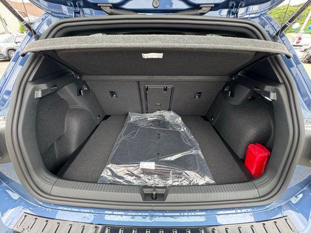 new 2025 Volkswagen Golf GTI car, priced at $34,653