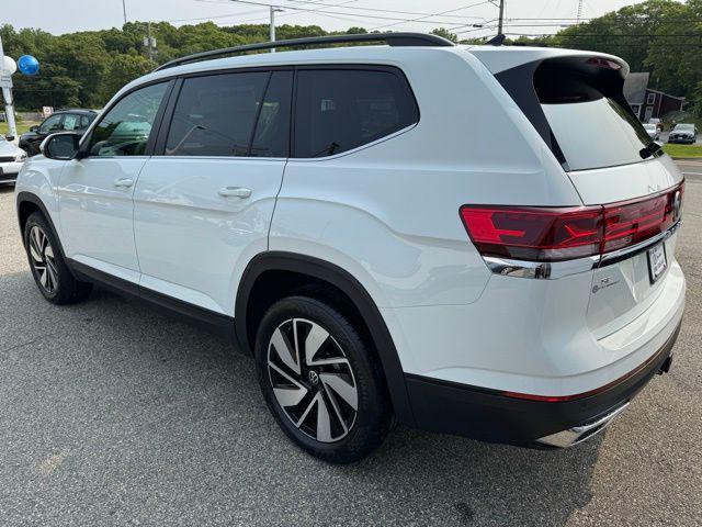 new 2025 Volkswagen Atlas car, priced at $46,252