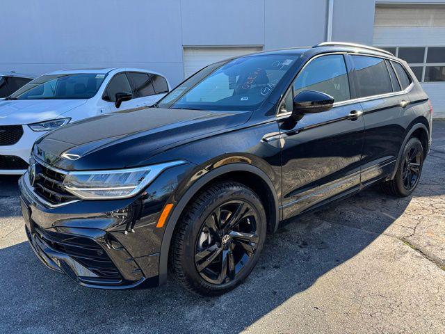 new 2024 Volkswagen Tiguan car, priced at $37,254