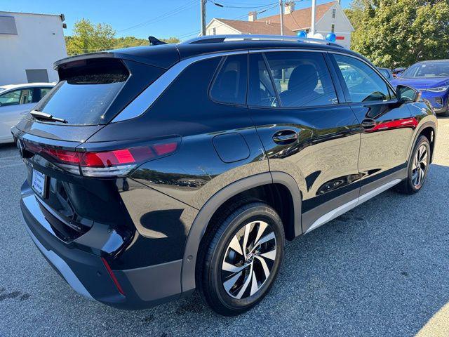 new 2025 Volkswagen Tiguan car, priced at $31,621