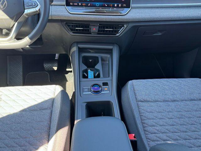 new 2025 Volkswagen Tiguan car, priced at $31,621