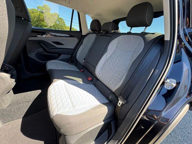 new 2025 Volkswagen Tiguan car, priced at $31,621