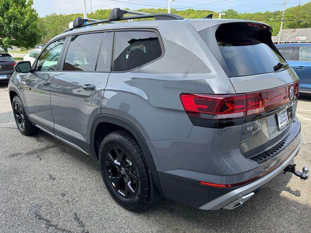 new 2025 Volkswagen Atlas car, priced at $49,171