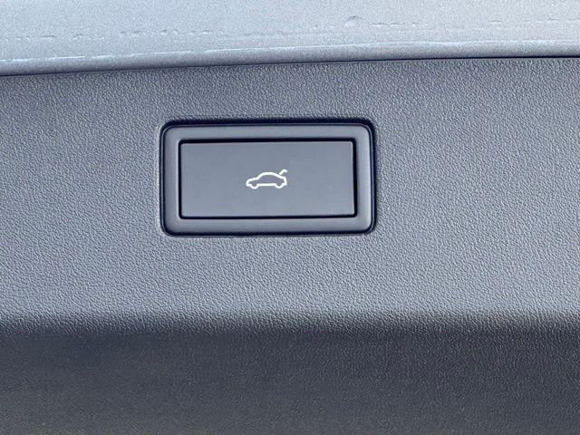 new 2026 Volkswagen Tiguan car, priced at $38,167