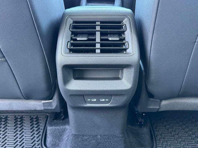 new 2026 Volkswagen Tiguan car, priced at $38,167