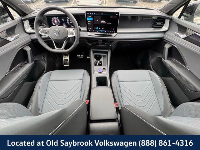 new 2025 Volkswagen Tiguan car, priced at $39,254