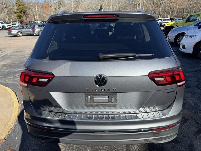 new 2024 Volkswagen Tiguan car, priced at $33,428