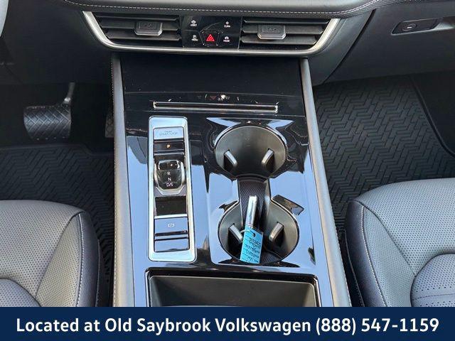 new 2025 Volkswagen Atlas car, priced at $49,531