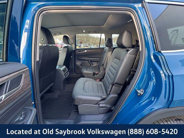 new 2025 Volkswagen Atlas car, priced at $48,031