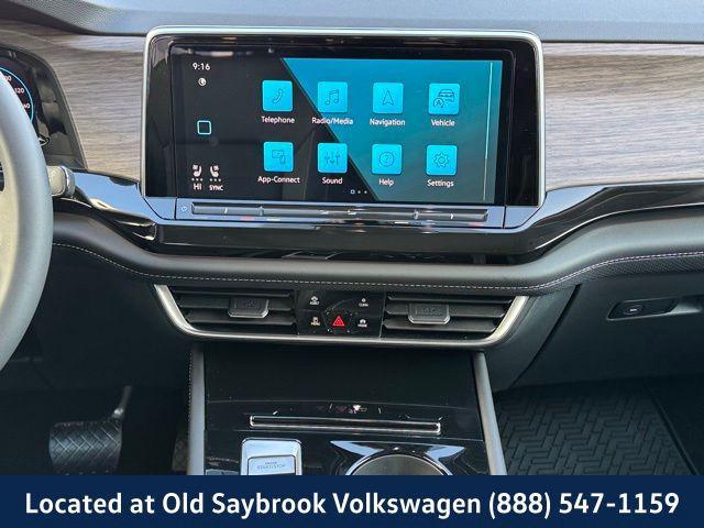 new 2025 Volkswagen Atlas car, priced at $49,531