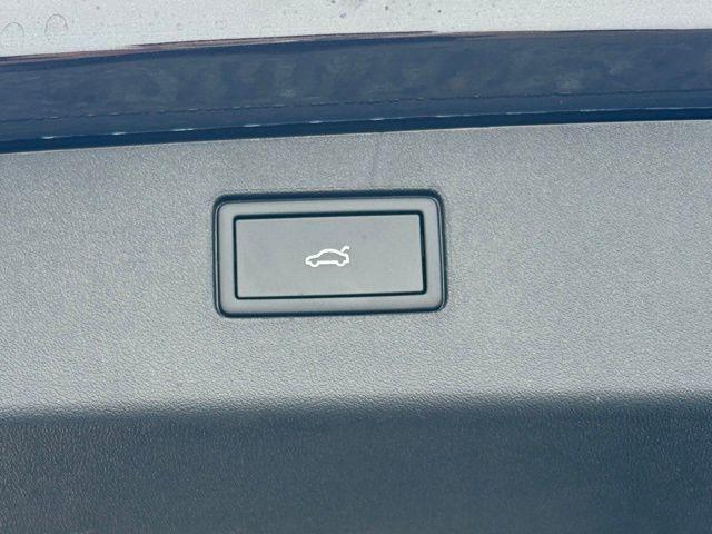 new 2025 Volkswagen Tiguan car, priced at $36,962