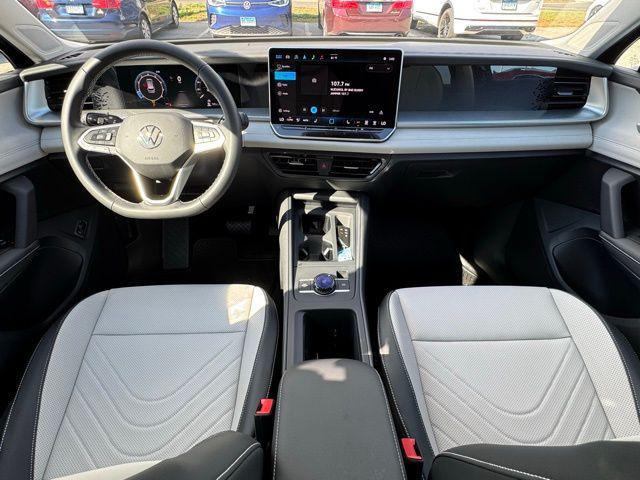 new 2025 Volkswagen Tiguan car, priced at $36,962