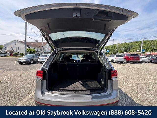 used 2024 Volkswagen Atlas car, priced at $35,381