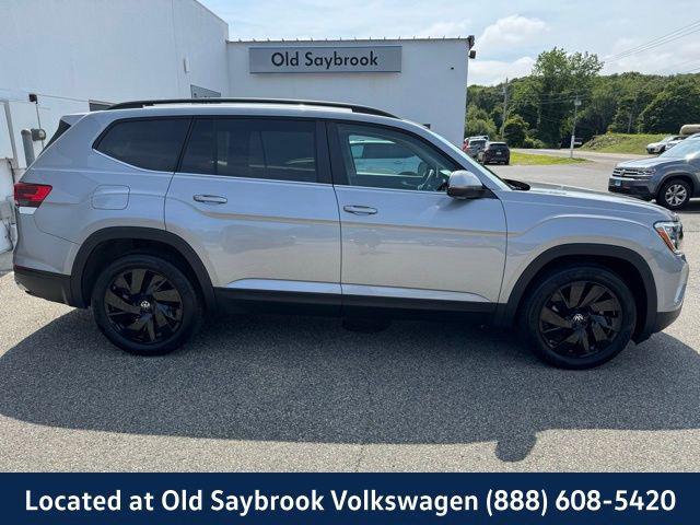 used 2024 Volkswagen Atlas car, priced at $35,381