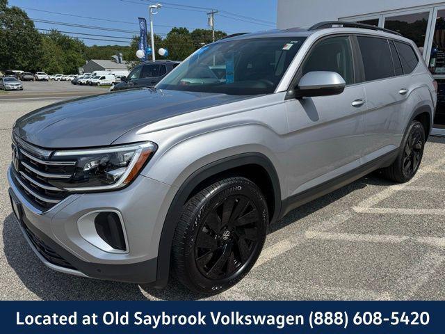 used 2024 Volkswagen Atlas car, priced at $35,381