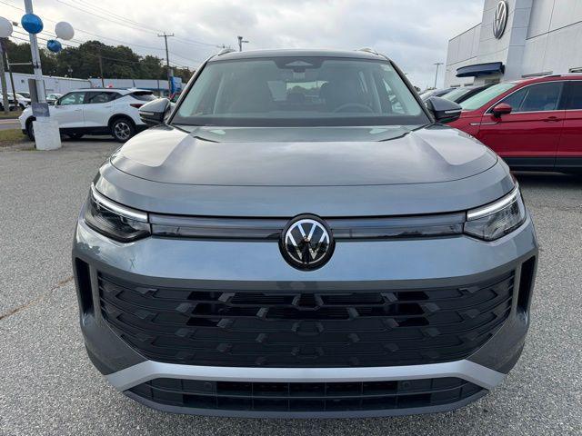 new 2025 Volkswagen Tiguan car, priced at $35,587