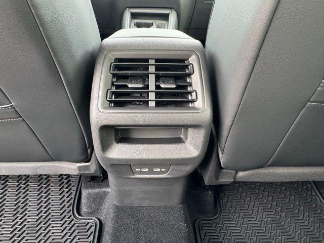 new 2025 Volkswagen Tiguan car, priced at $35,587