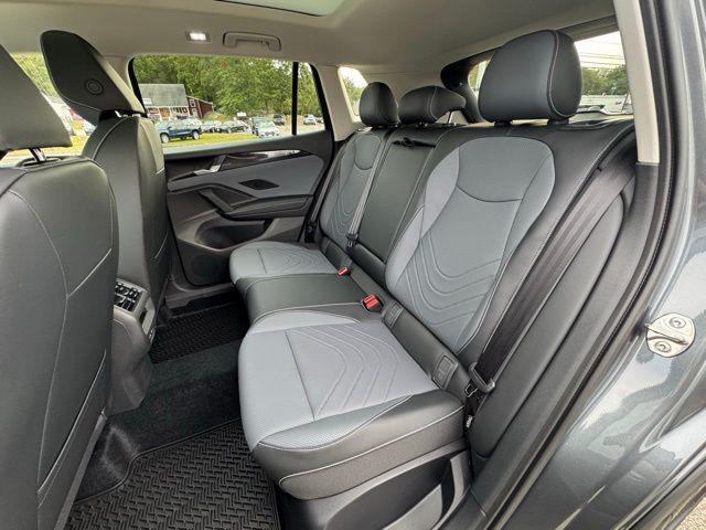 new 2025 Volkswagen Tiguan car, priced at $35,587