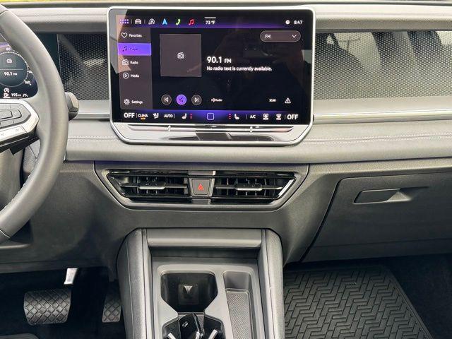 new 2025 Volkswagen Tiguan car, priced at $35,587