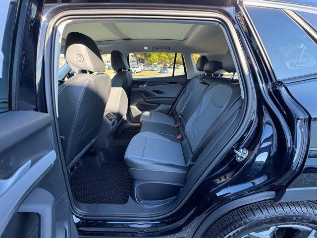 new 2025 Volkswagen Tiguan car, priced at $36,382