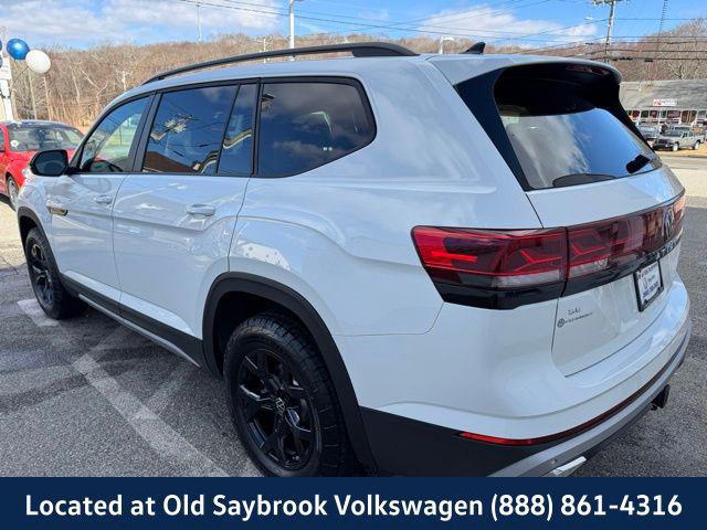 new 2025 Volkswagen Atlas car, priced at $47,876