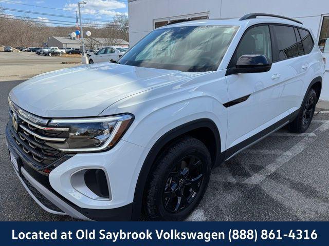 new 2025 Volkswagen Atlas car, priced at $47,876